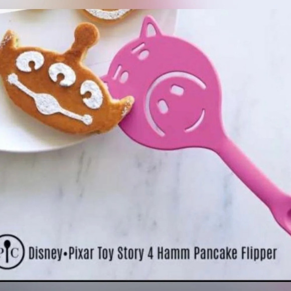 Pampered Chef Hamm Pancake Flipper  Toy Story 4 - Picture 1 of 6